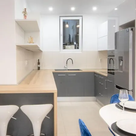Apartment Cvita Free Parking Makarska