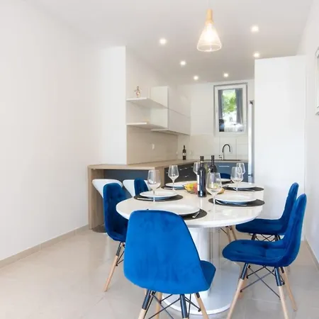 Cvita Free Parking Apartman Makarska