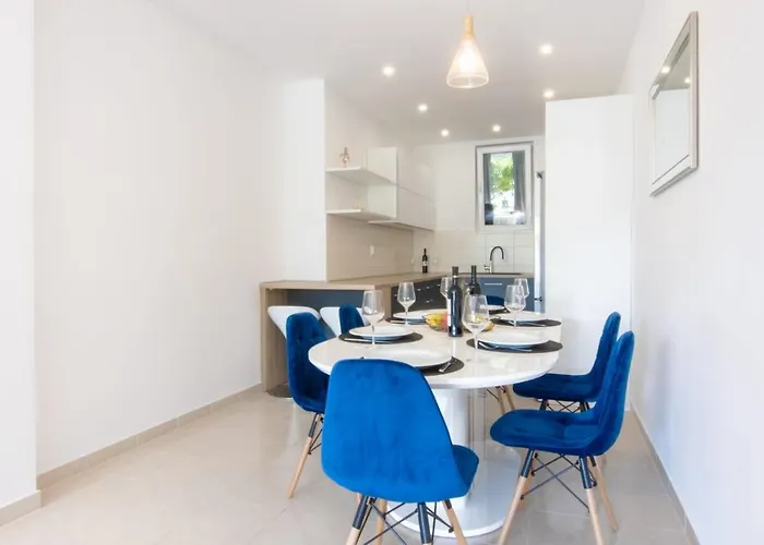 Cvita Free Parking Apartamento Makarska